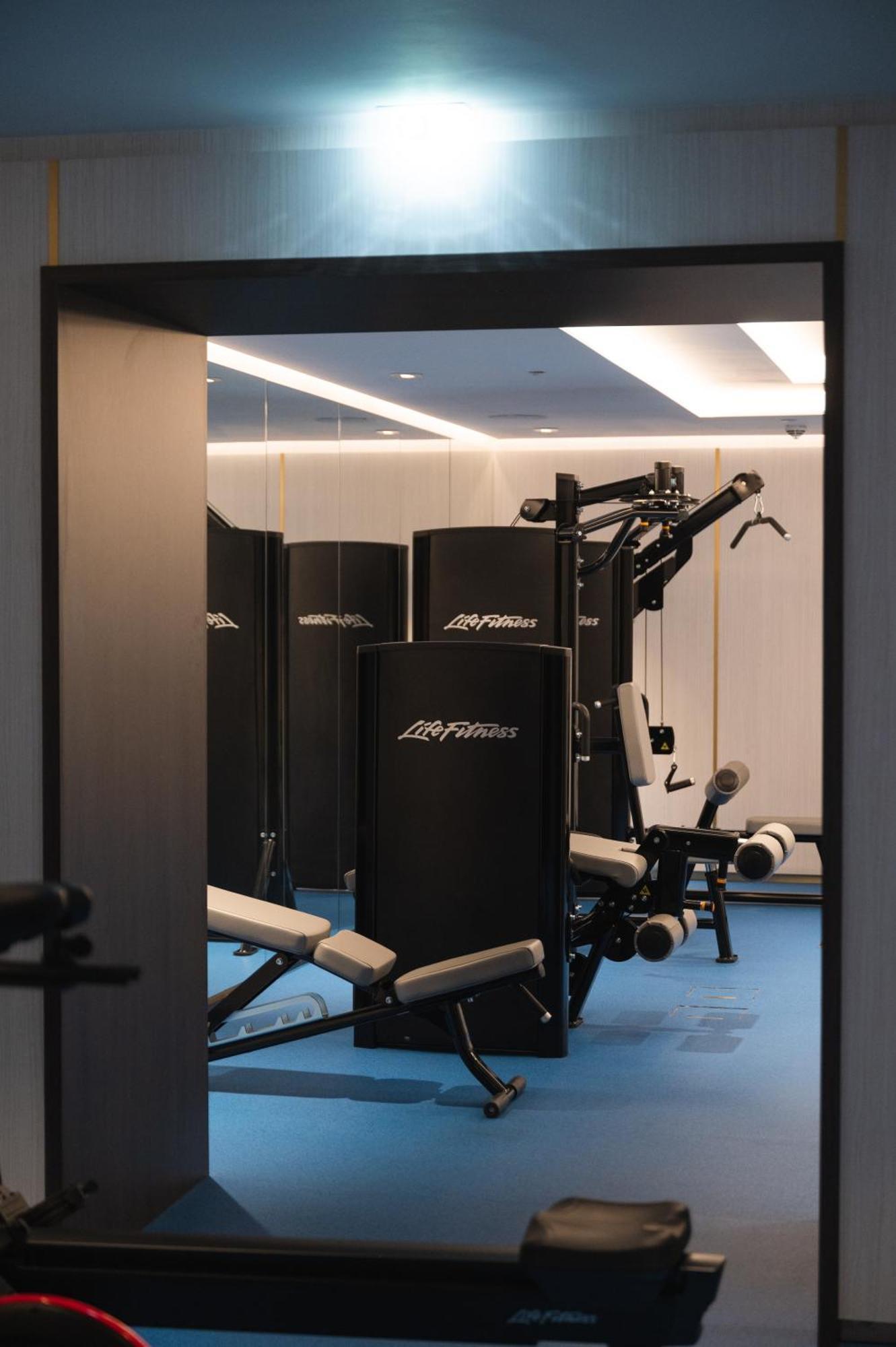 Отель Almanac Palais Вена Экстерьер фото Life Fitness equipment at the 2016 Olympics