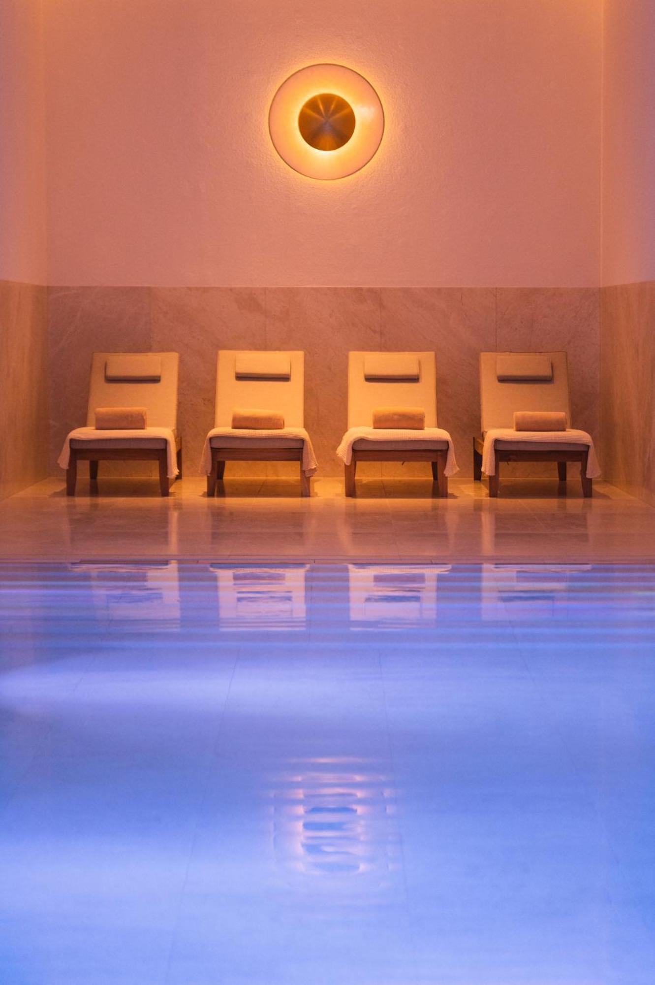 Отель Almanac Palais Вена Экстерьер фото Spa at the InterContinental