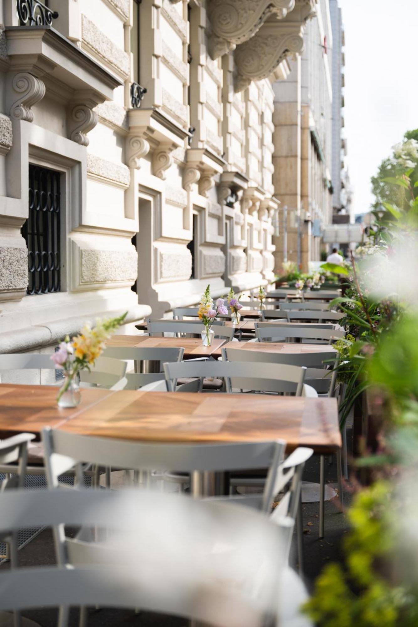 Отель Almanac Palais Вена Экстерьер фото The Terrace at The Ivy, St John's Wood